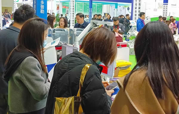 展會現(xiàn)場
